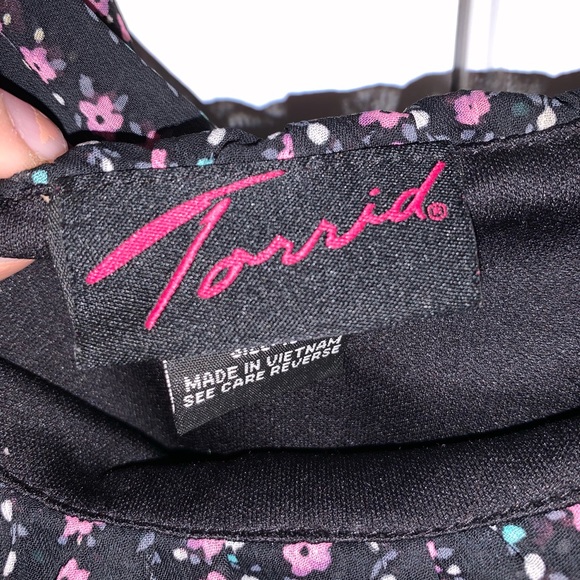 Torrid dress broken right slider - Picture 2 of 2